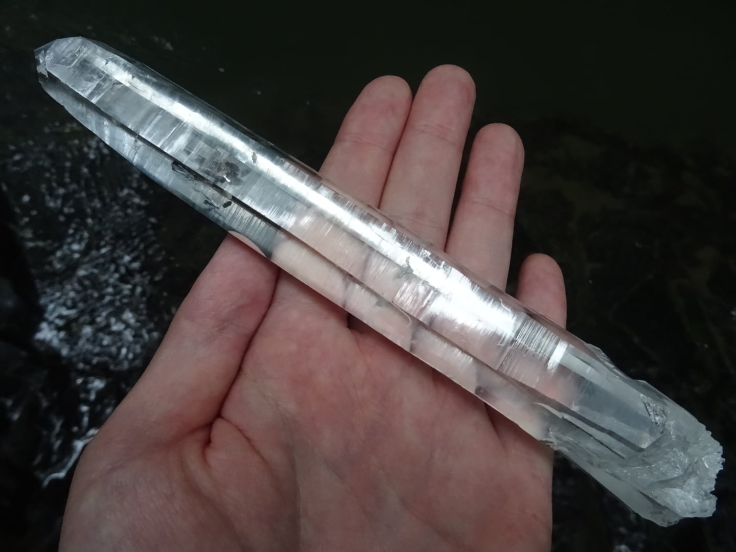 ディアマンティーナ産レーザークリスタル（ホーリーワンド） | 虹石屋