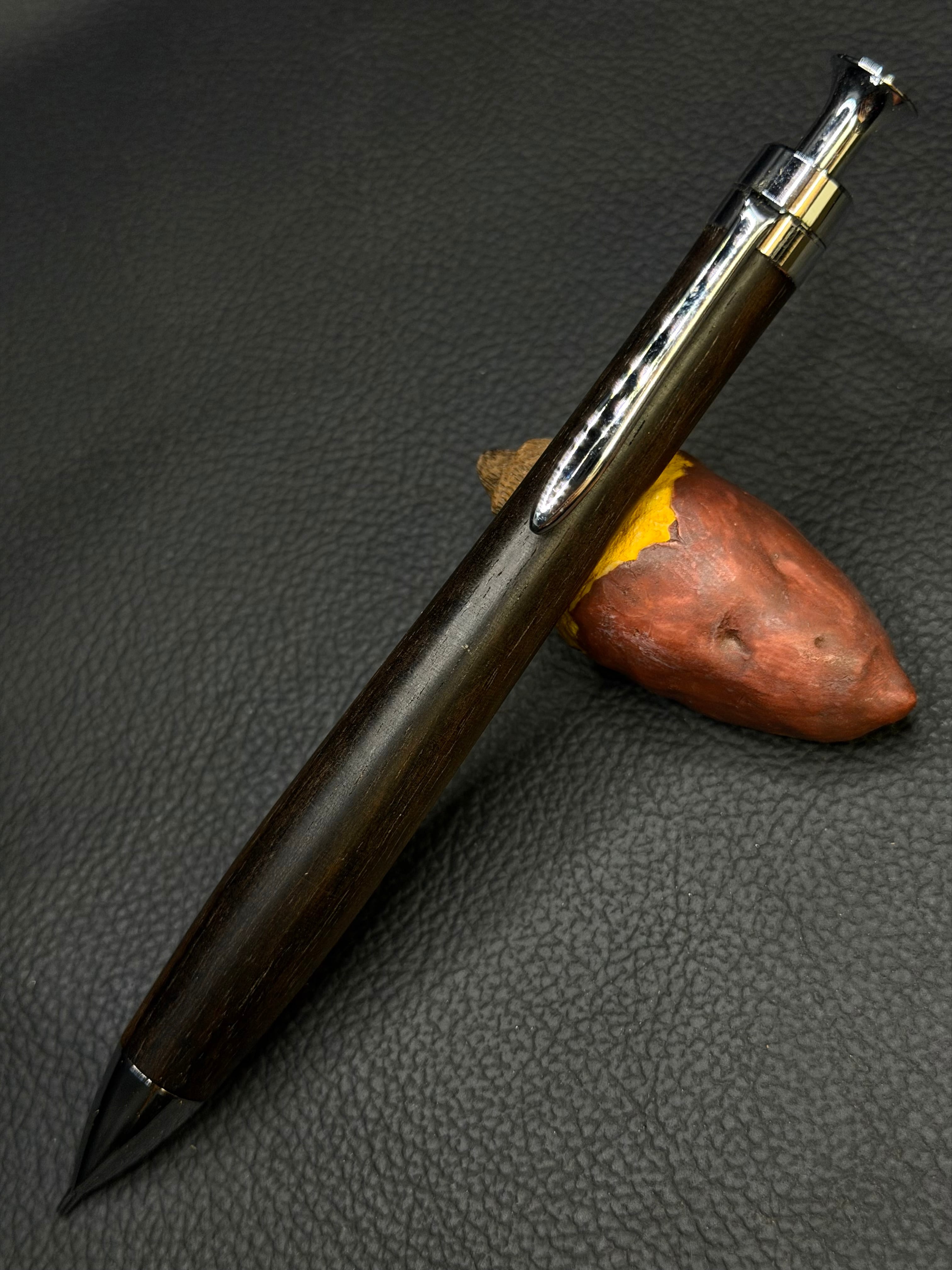 36 ステンドグラスウッド 彫金金具 | こぶた工房