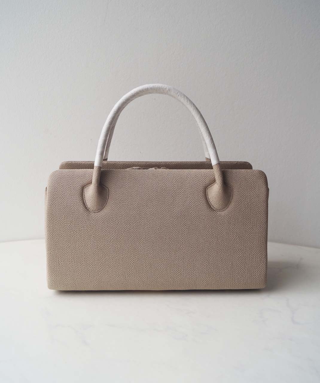 【衿秀別注・利休バッグ】空五倍子色 ちりめん利休バッグ