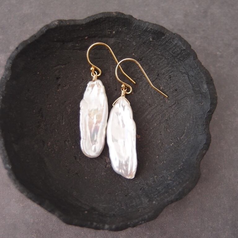 再入荷【K14gf】 Feather Pearl／フェザーパール フックピアス | Yatto 