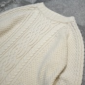 design side slit fisherman knit
