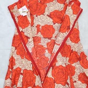 フラダンス 衣装 Pukalani Fashion プカラニファッション ワンピース ドレス オレンジ系 ホワイト系 レッド系 ハワイ製 キャミソールドレス バラ柄 かわいい 華やか 鮮やか 明るい 赤 白 ハワイアン アロハ ハワイアンプリント ダンス 練習