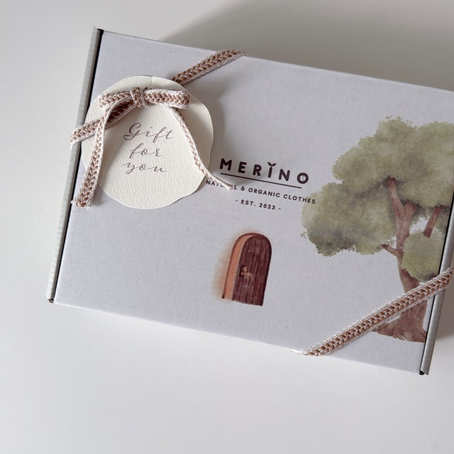 GIFT BOX