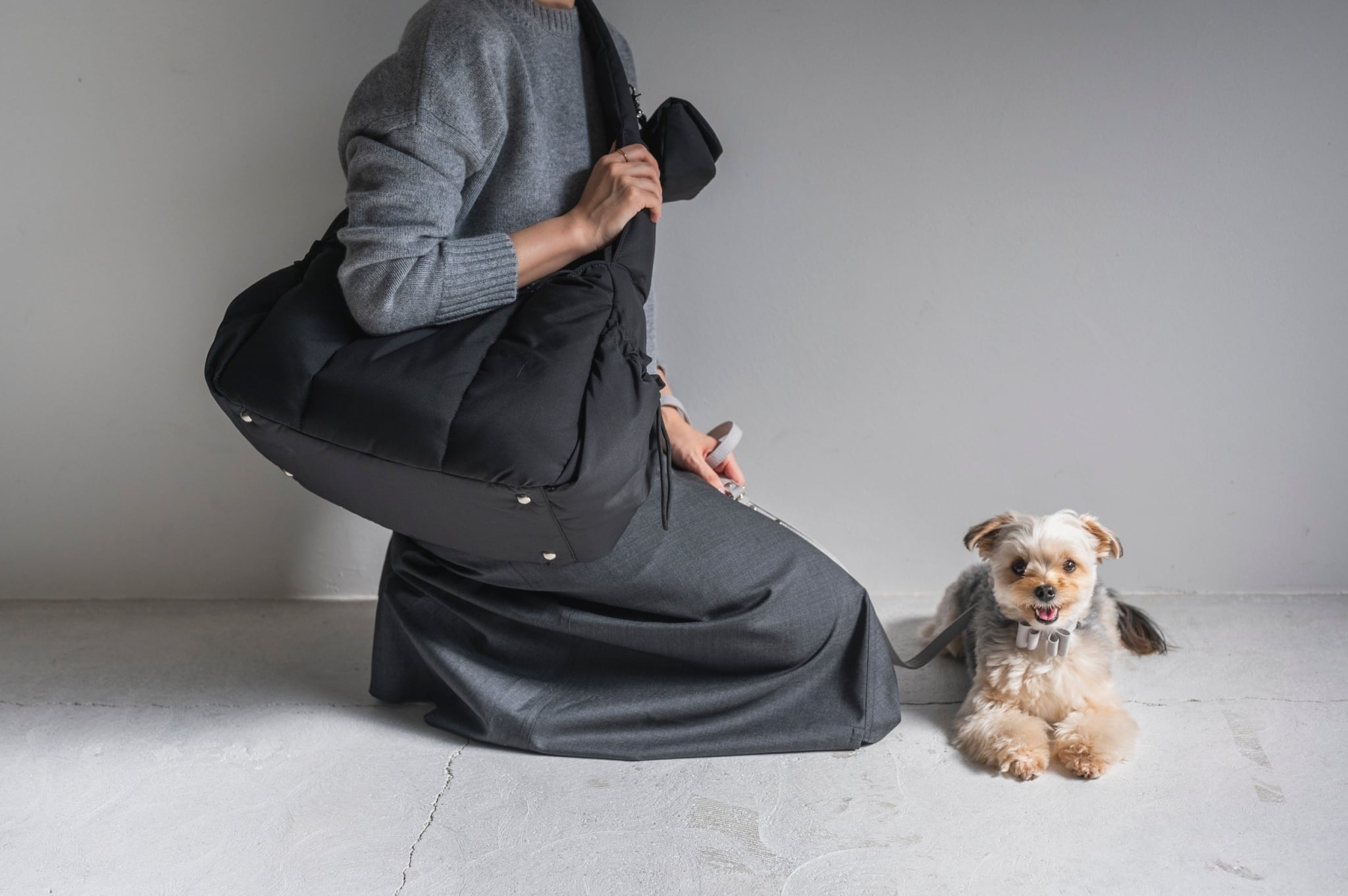 FuFu フワモコスリングキャリー ブラック ー ペットキャリーバッグ