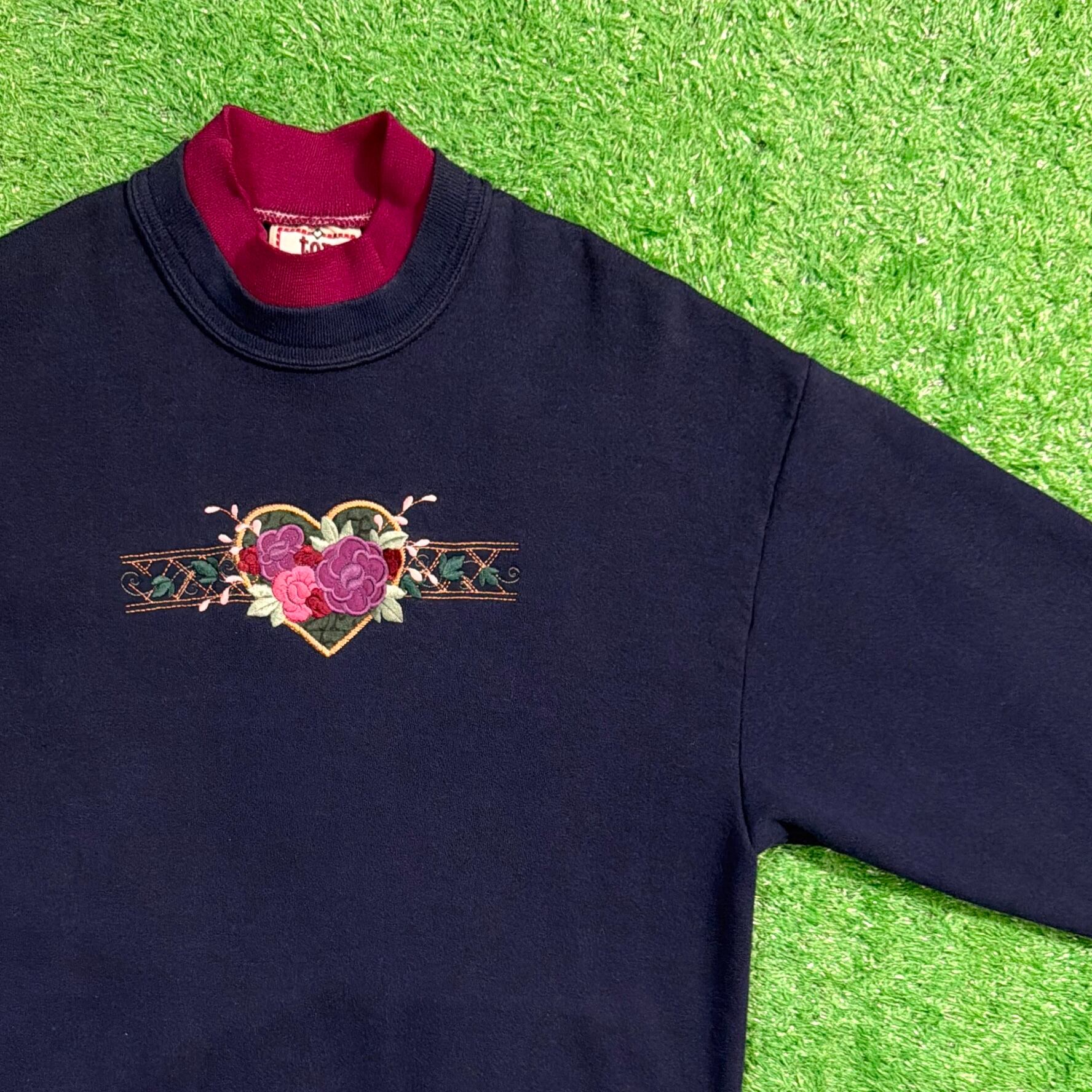 Lady's】90s ハート 刺繍 フェイクレイヤード スウェットシャツ