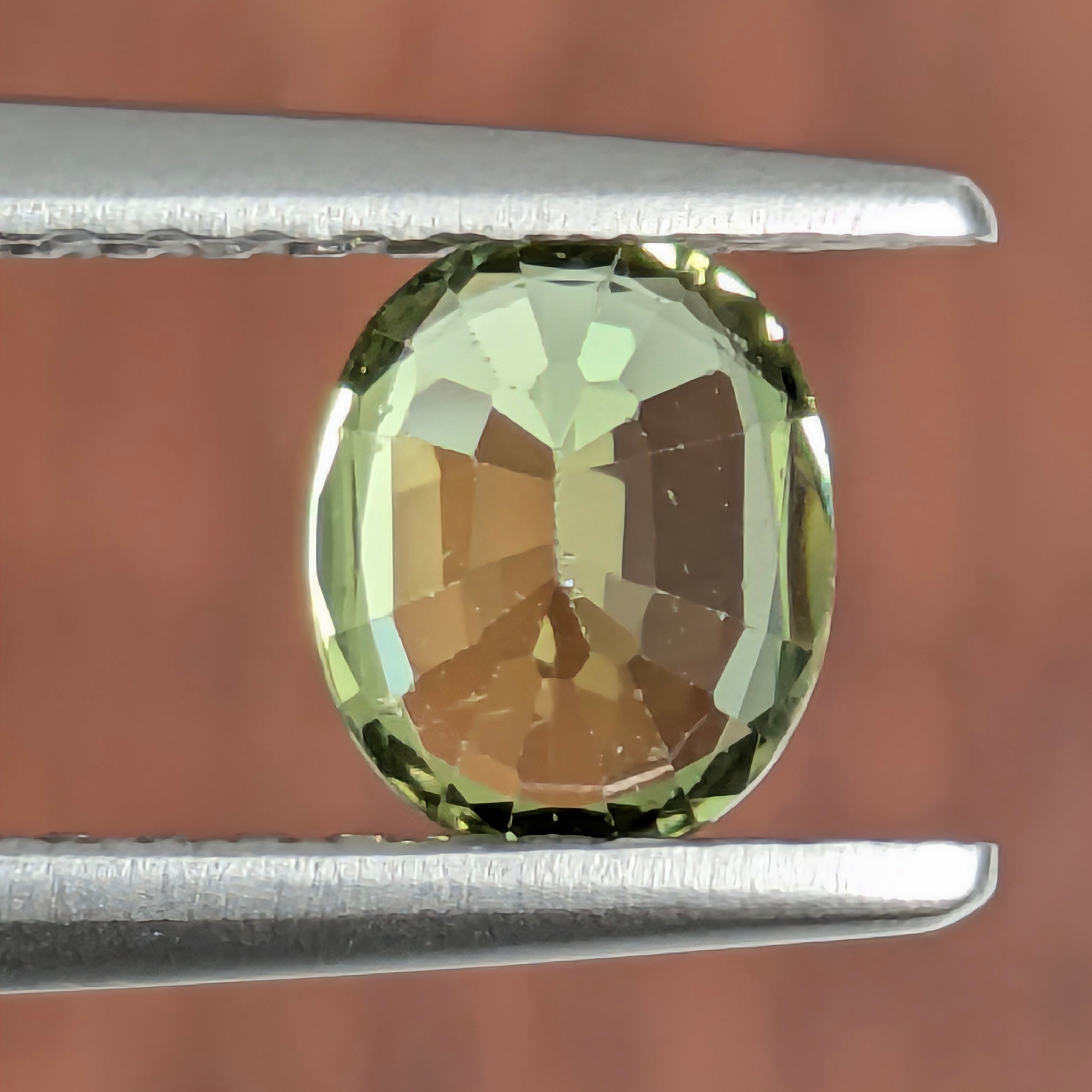 グリーントルマリンルース【0.61ct】PRO208636 | Gem's Subculture