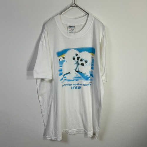 赤ちゃんアザラシ tee