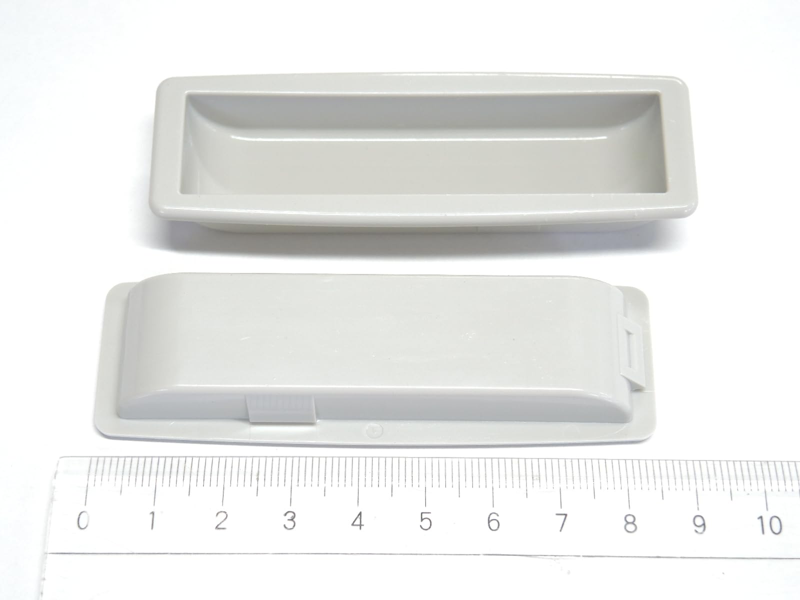 【努力特価】三和シャッター 手掛け 樹脂製 KE6Nスラット用(ライトグレー)2個セット KE6NSLTK-LG