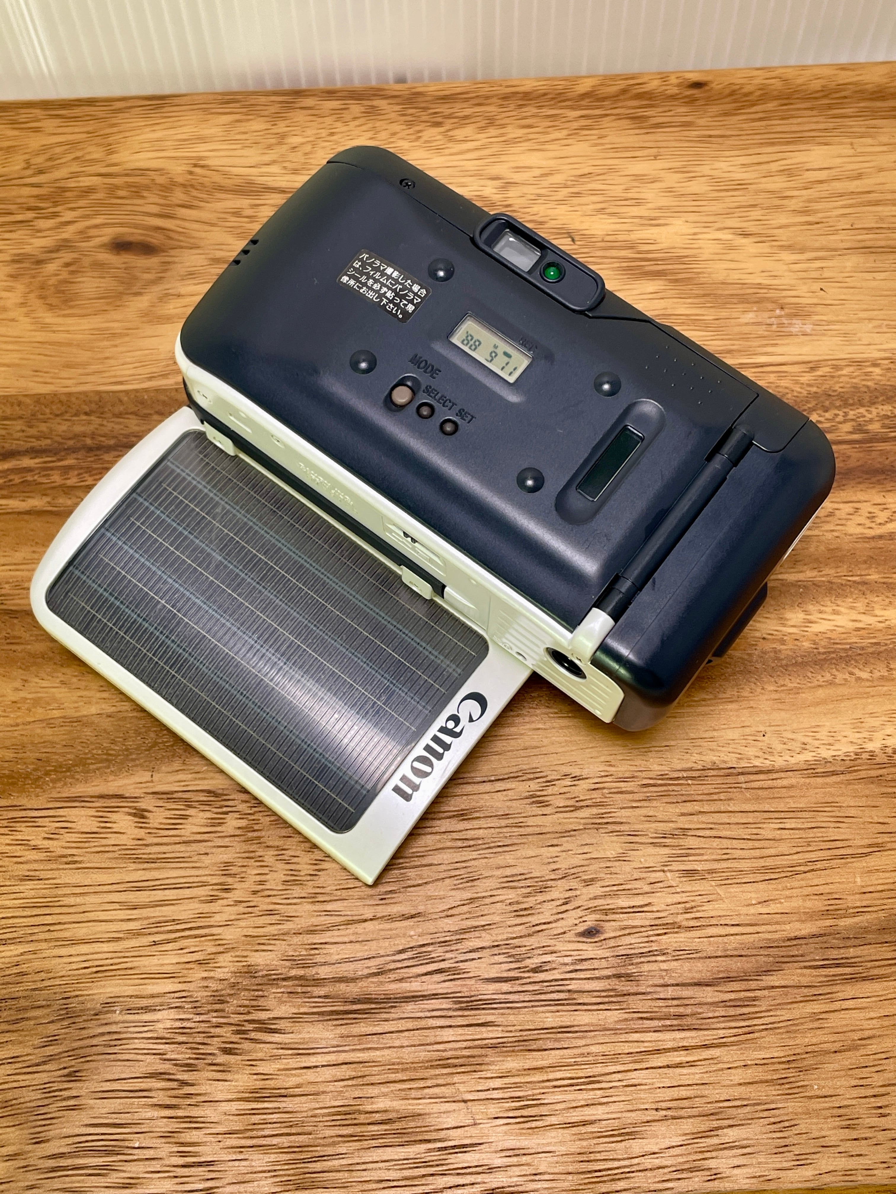 【希少動作確認済み】CANON Autoboy SE SOLAR The Canon Autoboy SE, also knows as the Sure Shot Sel Sol outside