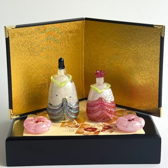 佐々木みどり ガラスのお雛様セット 梅【台・屏風・敷物・飾り・箱付き】