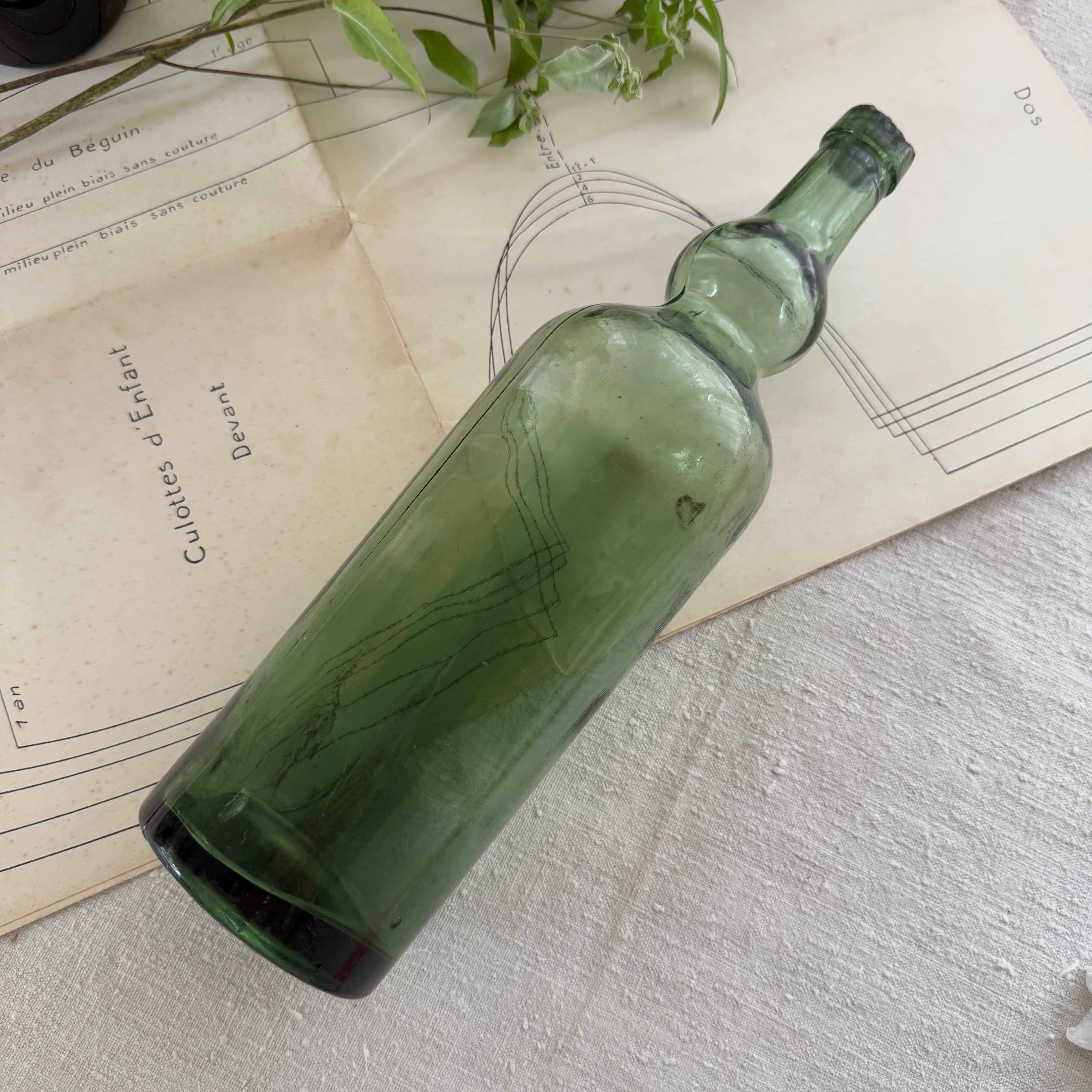 イタリア ビンテージワインボトル 緑ガラス St.Raphael Quinquina Vinatge Ribbed Liqueur Glass Bottle 1920-50
