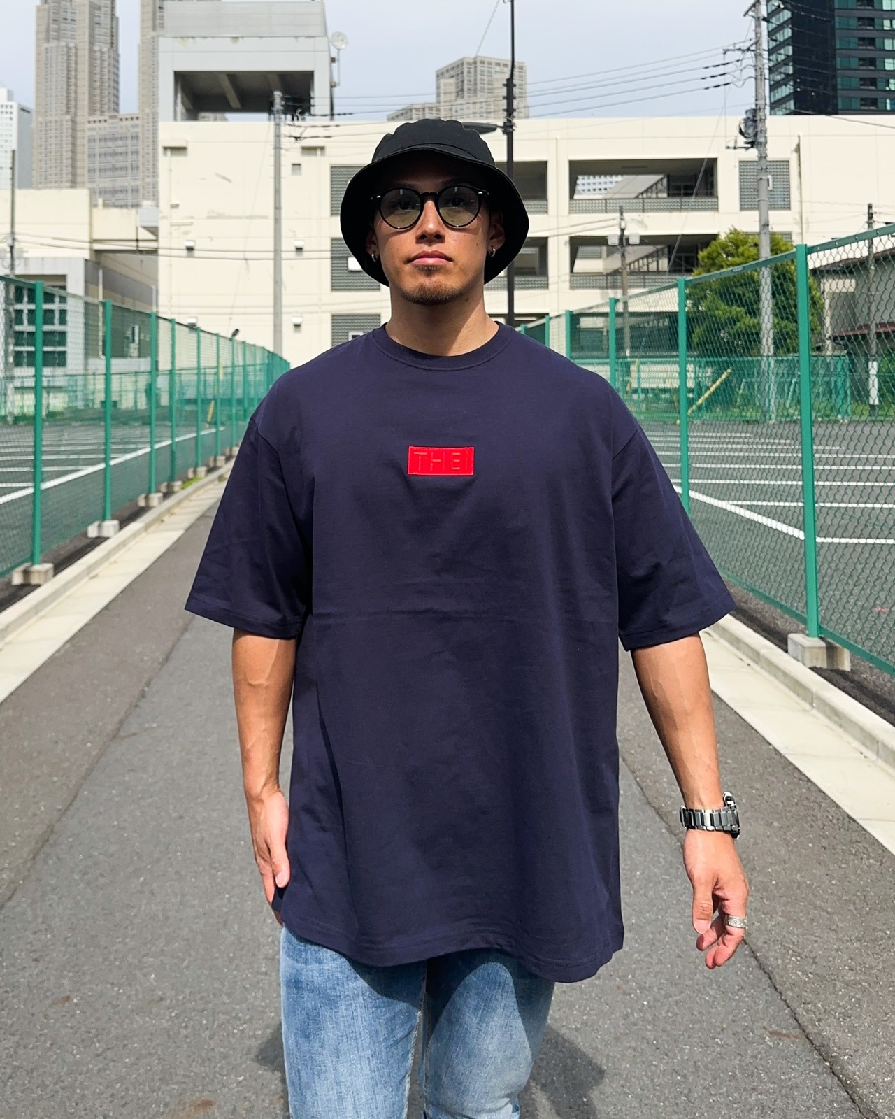 BOX-TYPE2 BIG SILHOUETTE T-SHIRT - NAVY