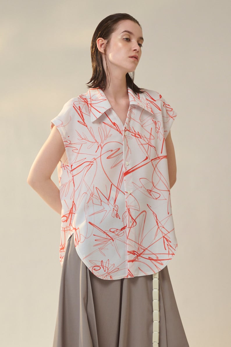 ujoh デザインシャツ　ほぼ未使用 V Neck Curve Hem Shirt / 線画プリント / U732-B10-908 | UJOH ― UJOH