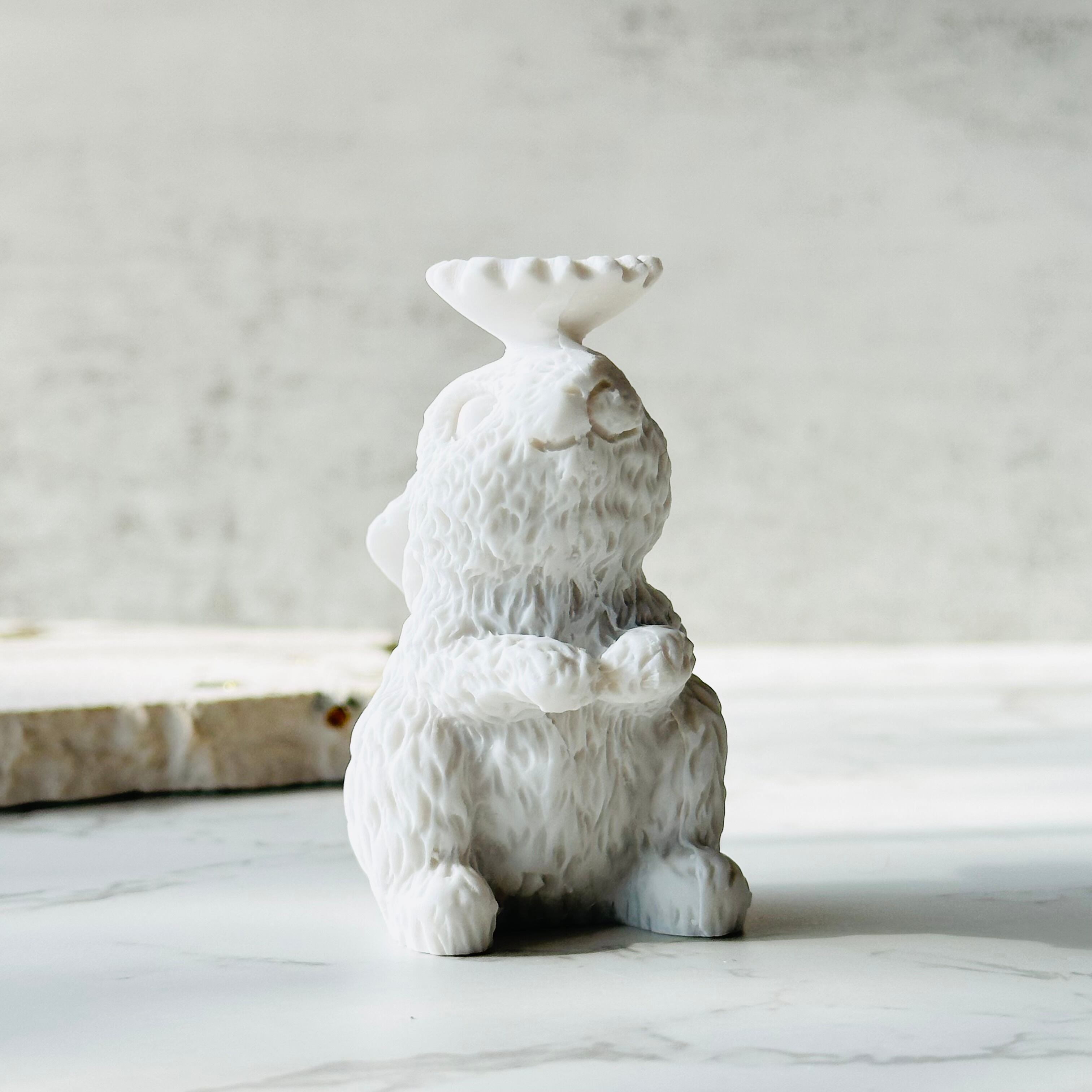 天然石スフィア台｜白いうさぎの可愛いインテリア台座 | Mt.Sophia