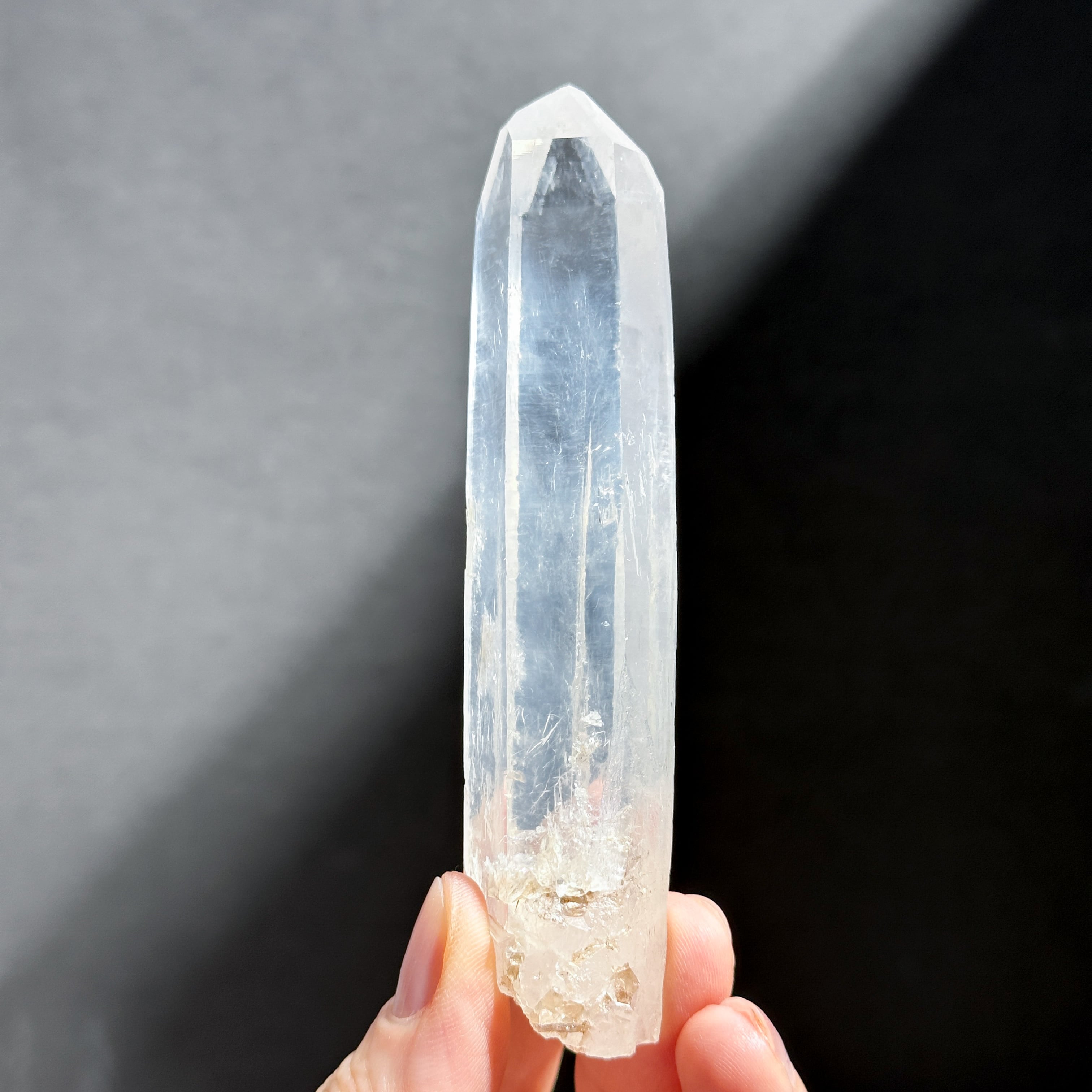 レコードキーパー有り◎ブルーミストクォーツ ポイント64◇ Blue Mist Quartz ◇ 天然石・鉱物・パワーストーン