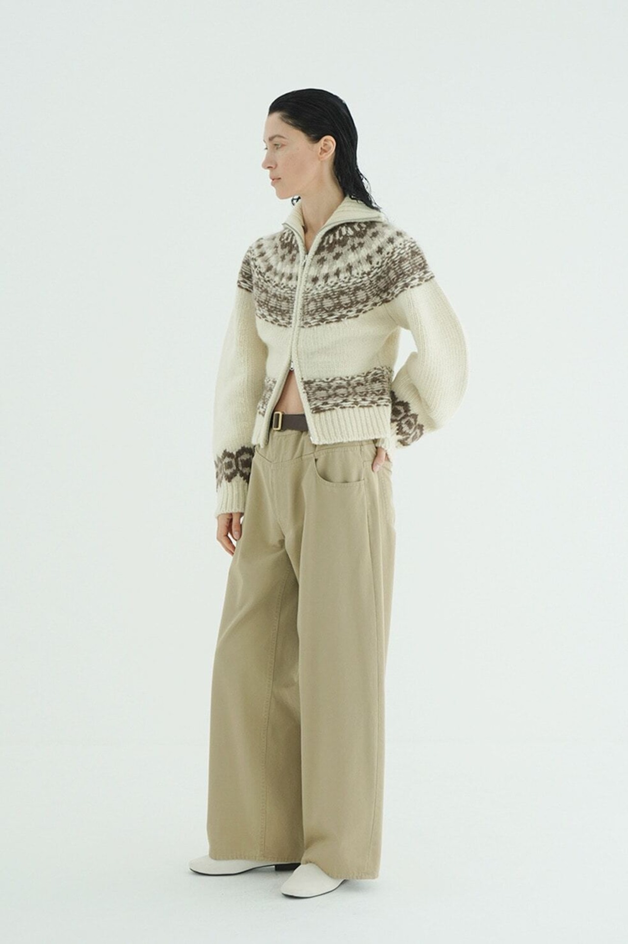 CLANE LOW WAIST BARREL PANTS 2色展開