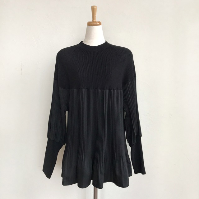 残り僅か！〈SELECT〉ニットスイッチングプルオーバー T66143HW