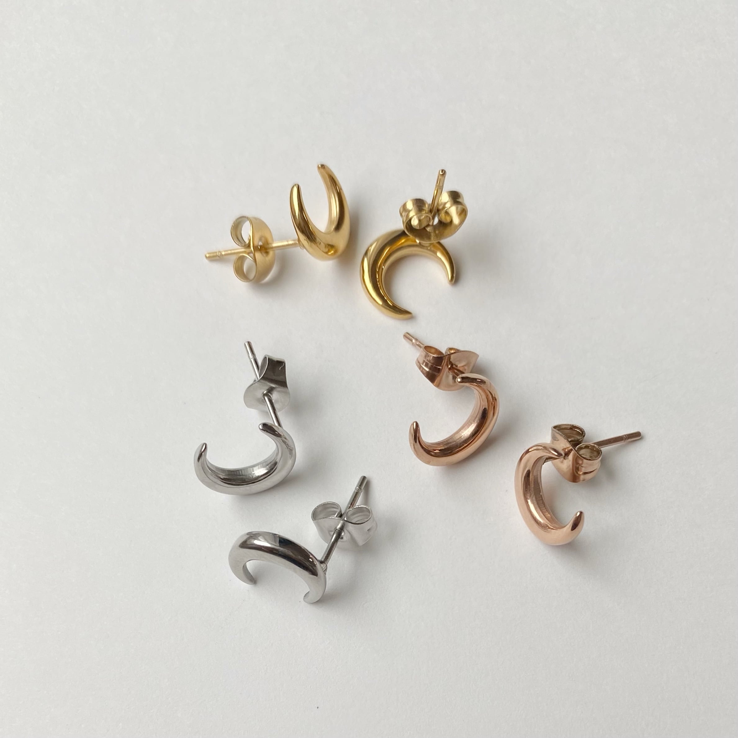 ミニ ムーン ピアスMP94 | emu