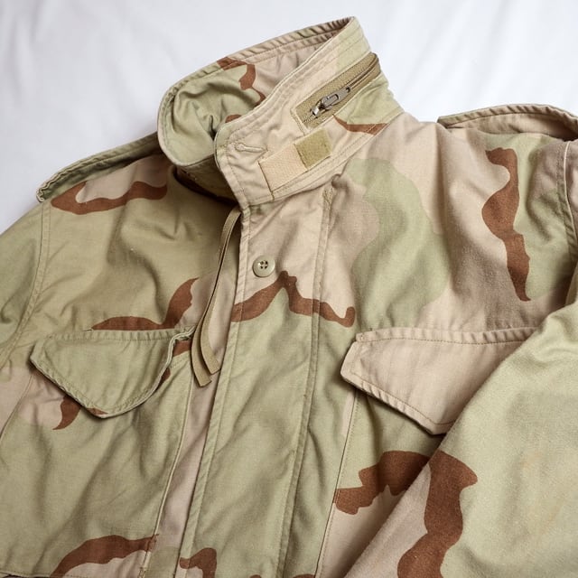 (3093）ARMYフィールドジャケットMー65デザートカモ米軍実物放出品、良品
