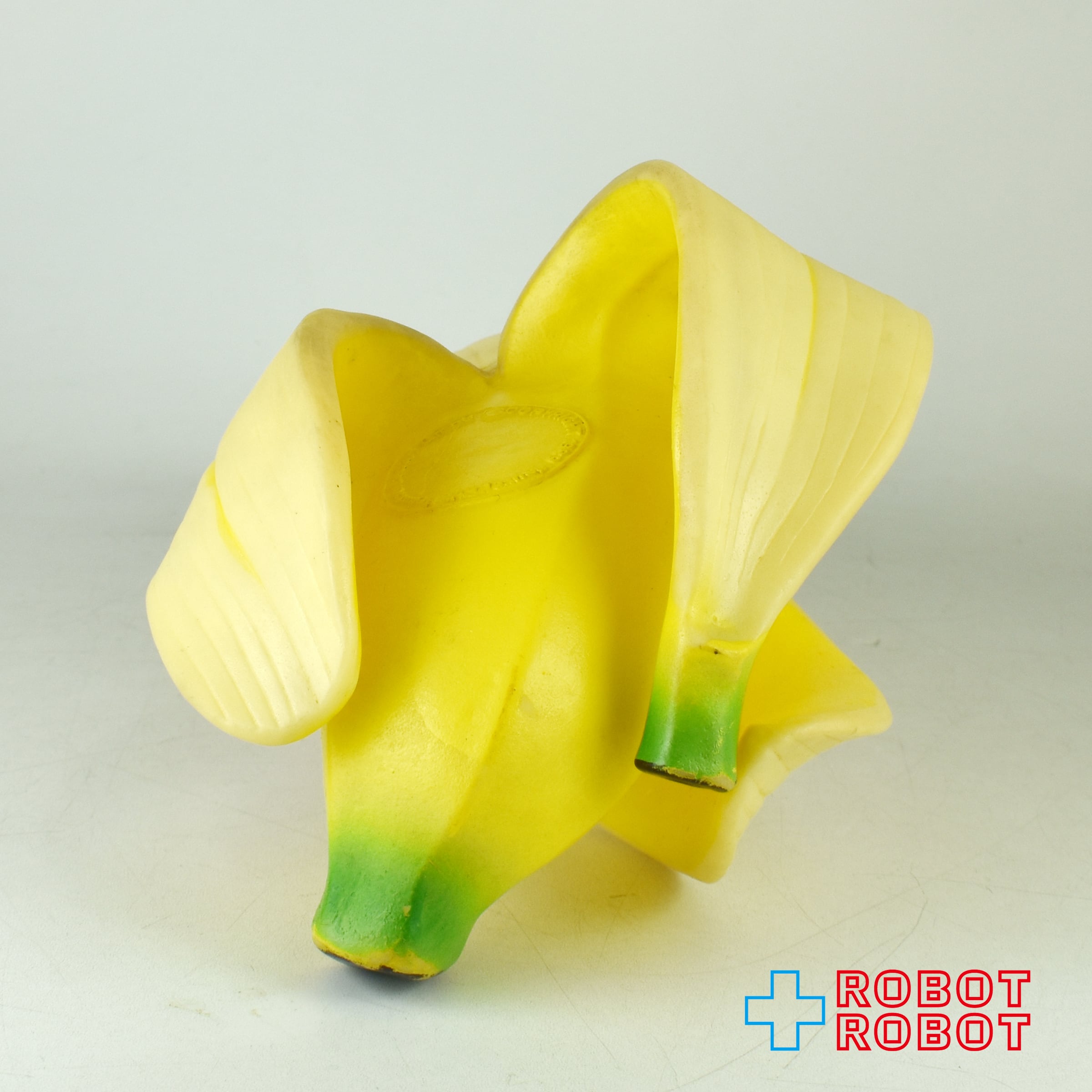 ユーロペット フルーツ スクイーキートイ バナナ ソフビ フィギュア