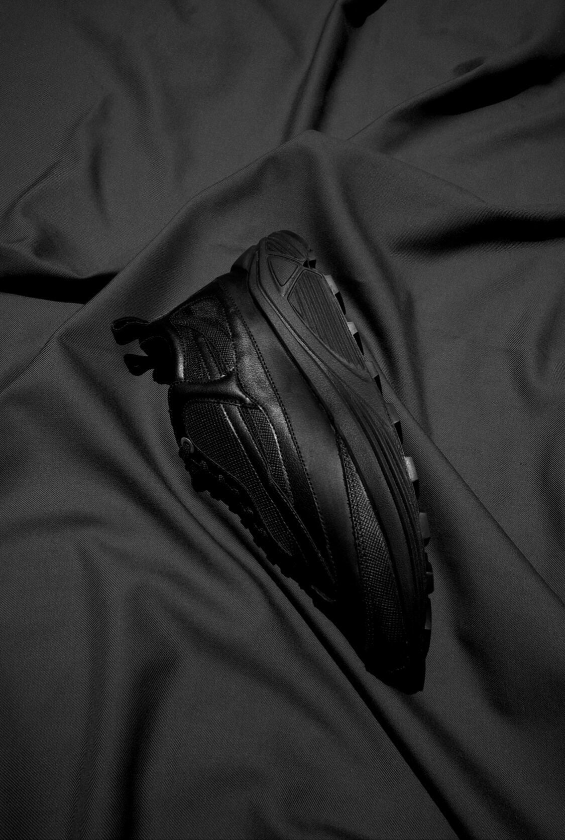 OAO THE CURVE 1 BLACK 23A-1A01AR1 | BEST PACKING STORE