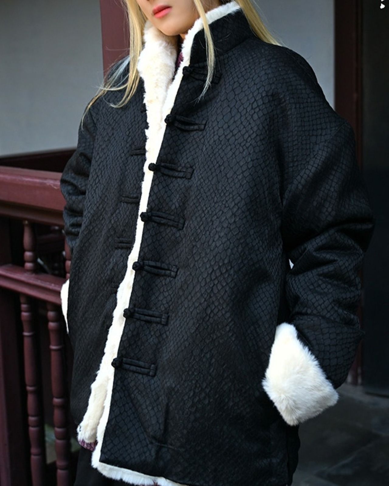 Python-pattern Jacquard Jacket【G1150】