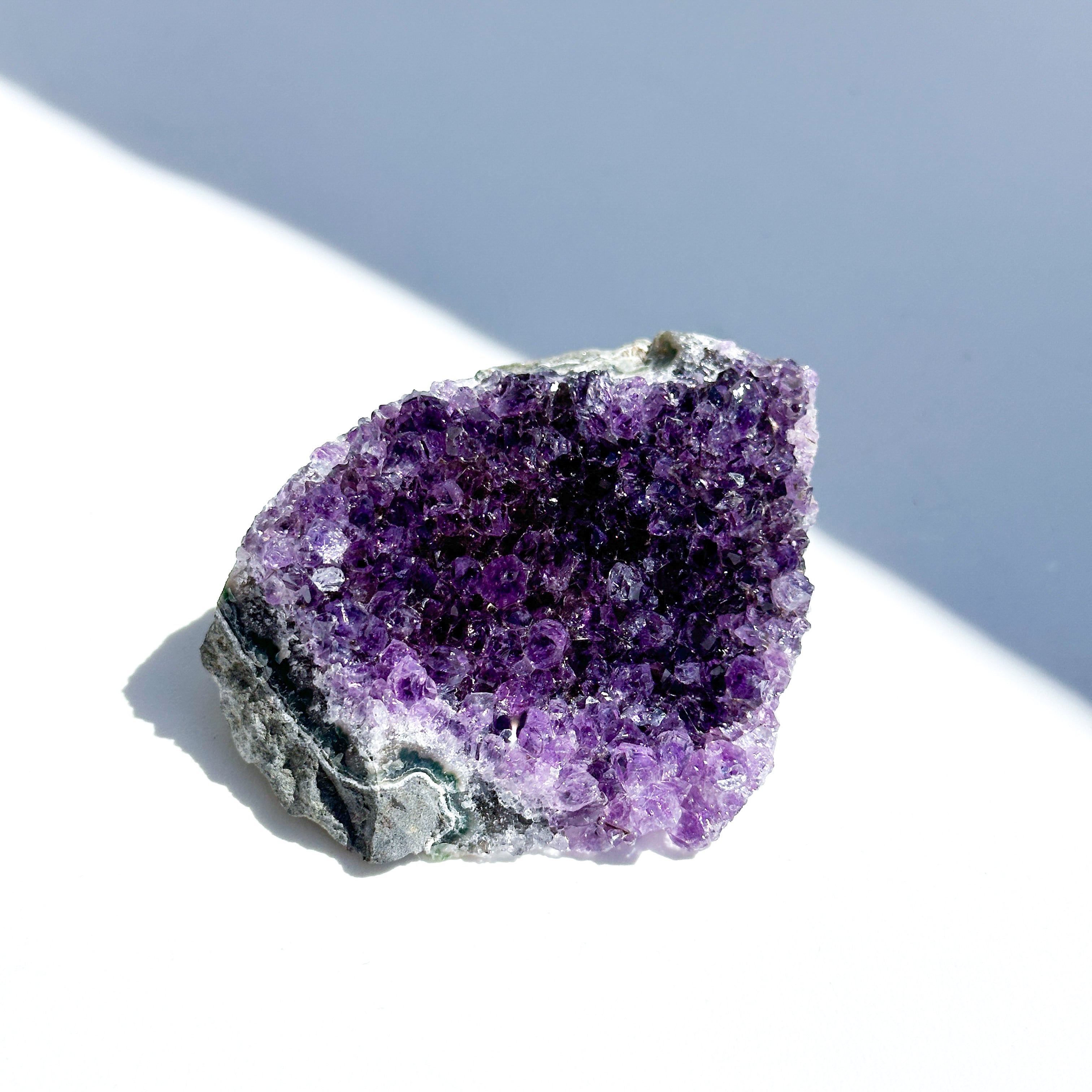 ウルグアイ産アメジスト 原石43◇ Amethyst ◇天然石・鉱物・パワーストーン・インテリア