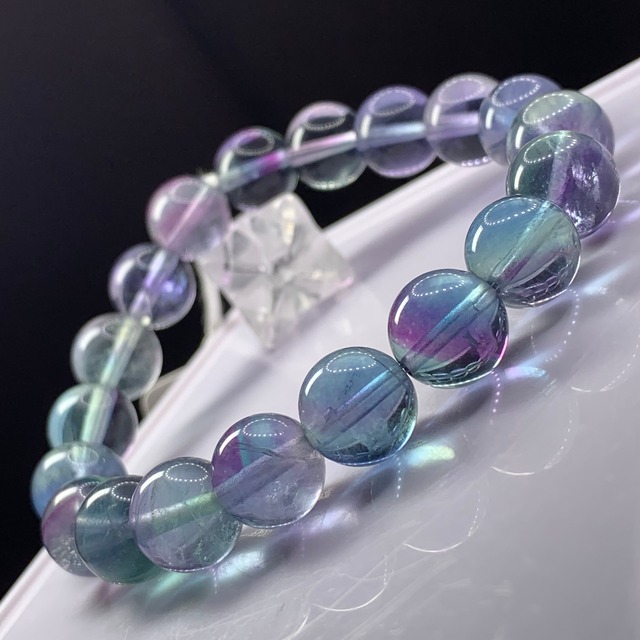 ー極ー繊細✩美グラデーションフローライトブレスレット