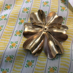 VINTAGE mondorian green broach