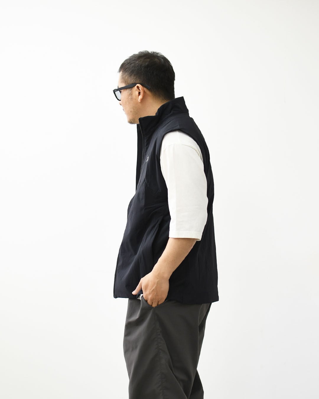 Arc'teryx アーテクリクス　ベスト　中綿入り ARC'TERYX [アークテリクス正規代理店] Atom Vest Mens [X000009559