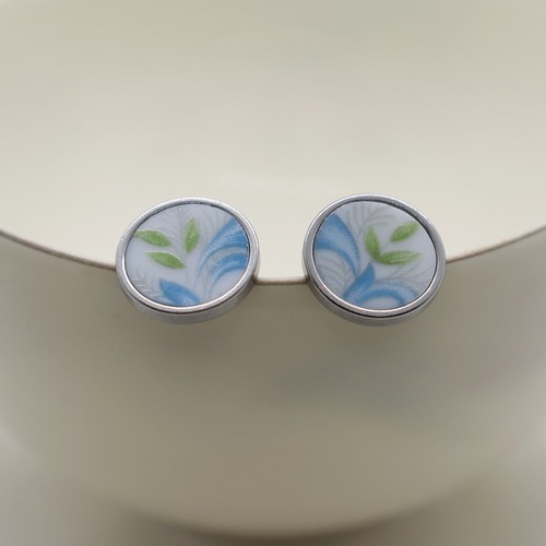 Stud earrings28
