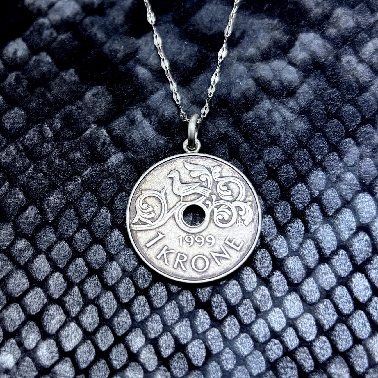 V系シルバーアクセサリーブランド CrossRoad Diamond