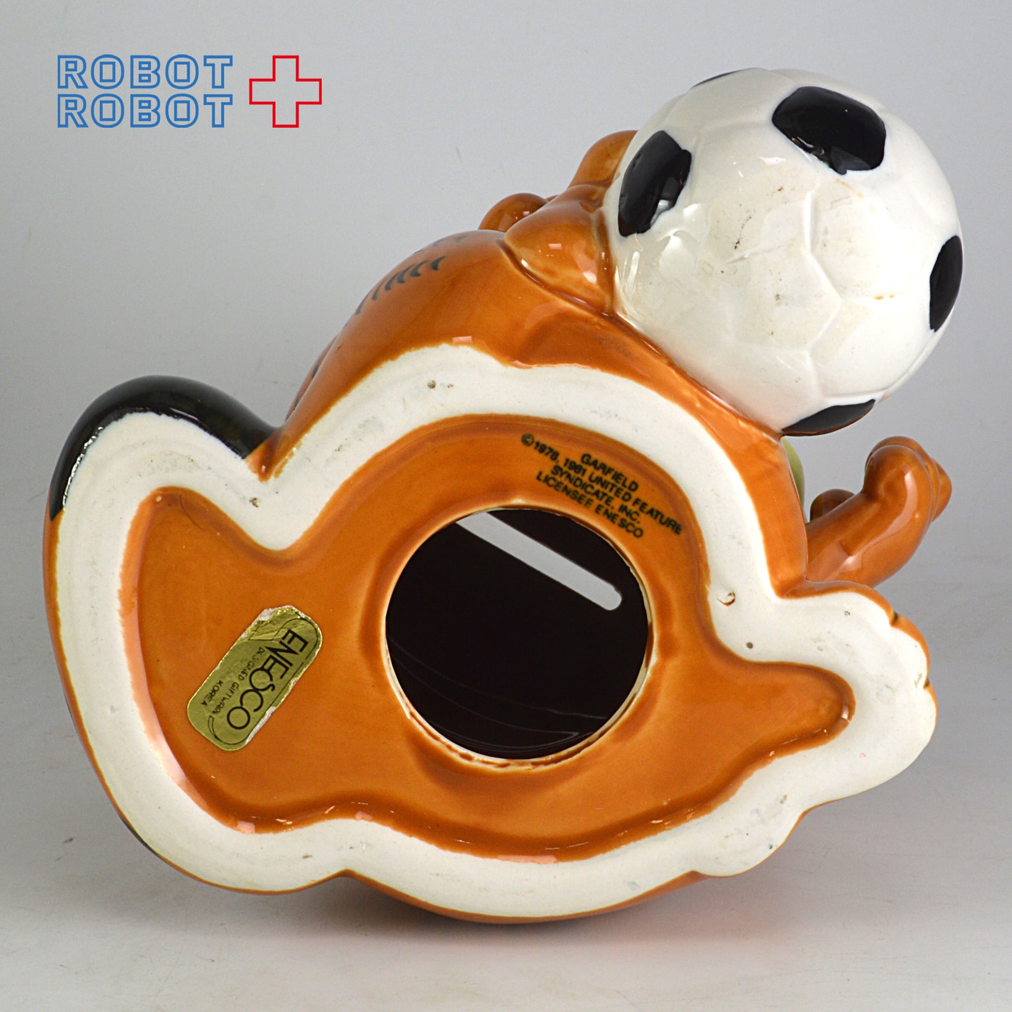 ガーフィールド サッカー 陶器製 貯金箱 フィギュア | ROBOTROBOT