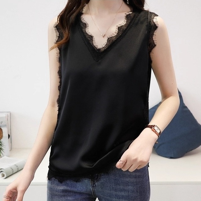 トップス ノースリーブシャツ レーストップス タンクトップ バックシャントップス バックレースタンクトップ Vネック 袖なし ノースリーブ とろみ シフォンシャツ レース 透け感 シースルー 無地 レディース かわいい 大人可愛い おしゃれ ガーリー エレガント 主役級 存在感 キュート きれいめ 上品 お出かけ ショッピング 休日 デート 女子会 イベント 体型カバー ゆったり スタイルUP デイリー 万能 普段使い フェミニン シンプル 高見え 鮮度アップ