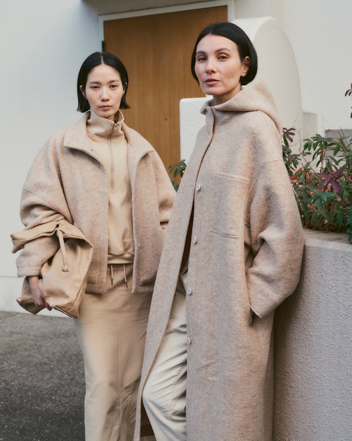 フードロングコート(ベージュ) | IKITSUKE 