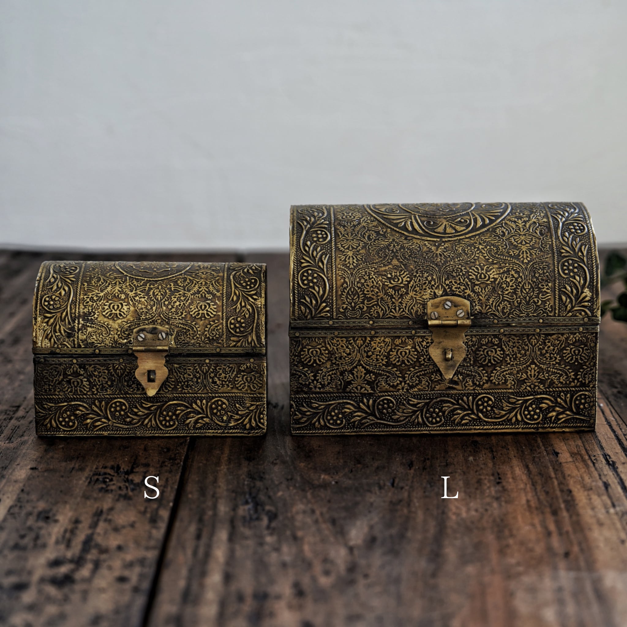 エンボスジュエリーボックス S