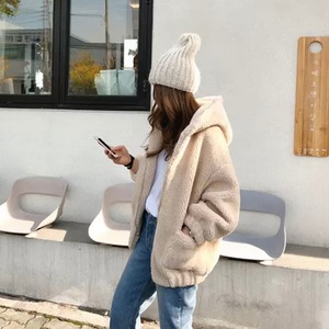 2色 ボアコート もこもこアウター フード 送料無料 フーディ アウター ボア レディース アイボリー ブルー 大人可愛い かわいい きれいめ 大人女子 エレガント 無地 春 秋 冬 ガーリー 10代 20代 大人 学生 お出かけ 外出 きれいめカジュアル 着回し ファッション デート コーディネート 重ね着 休日 特別な日 お祝い 記念日 メンズウケ カジュアル 普段着 春コーデ 秋コーデ 冬コーデ 韓国 おしゃれ シンプル スタイル ゆったり 韓国ファッション 長袖 30代 ワンポイント ママコーデ