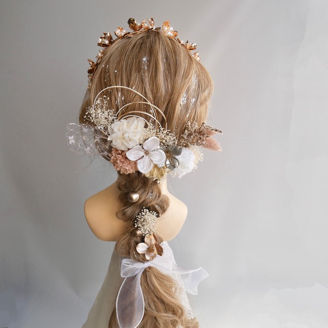 A516 カチューシャ　ドライフラワー　リボン　髪飾り　白　ゴールド　ベージュ　卒業式　袴　成人式　振袖　結婚式　和装