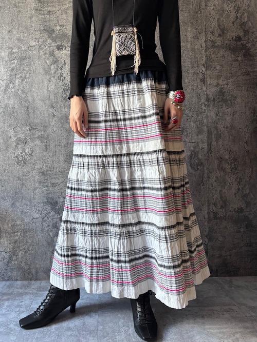 モン族スカート 063 ロング モンチン 白黒生地ピンクライン bamiオリジナルパターン