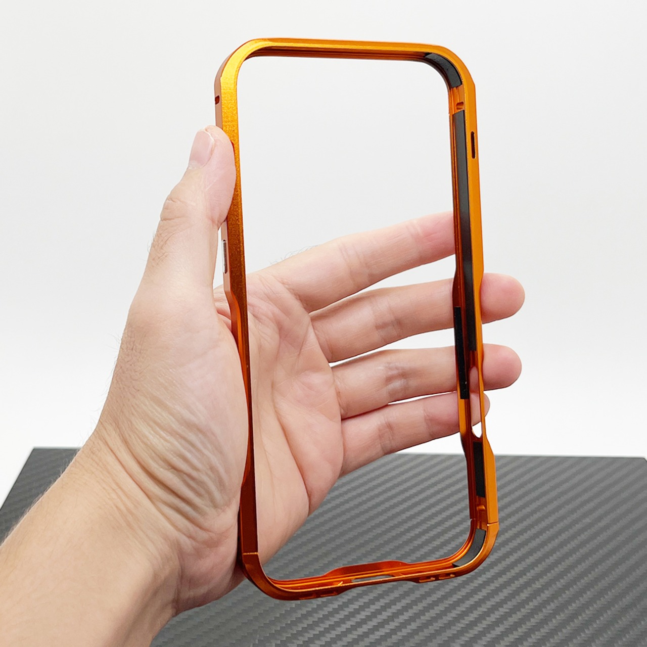 ◆iPhone 17/Pro/Pro Max/Air◆ Minimal Curve Metal Frame Case / ミニマル カーブ メタル フレーム スマホケース