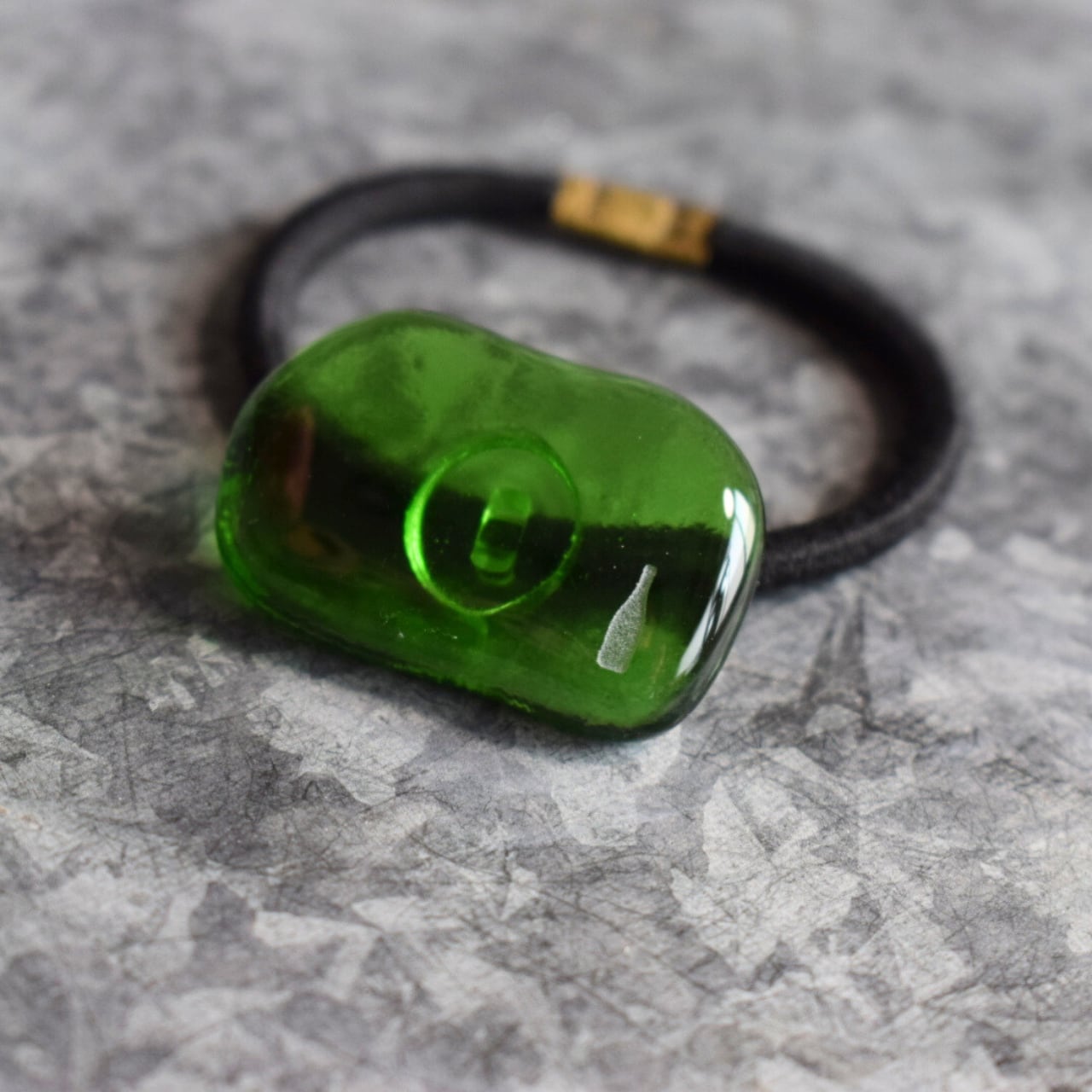 翠 -ゆい〈yui〉