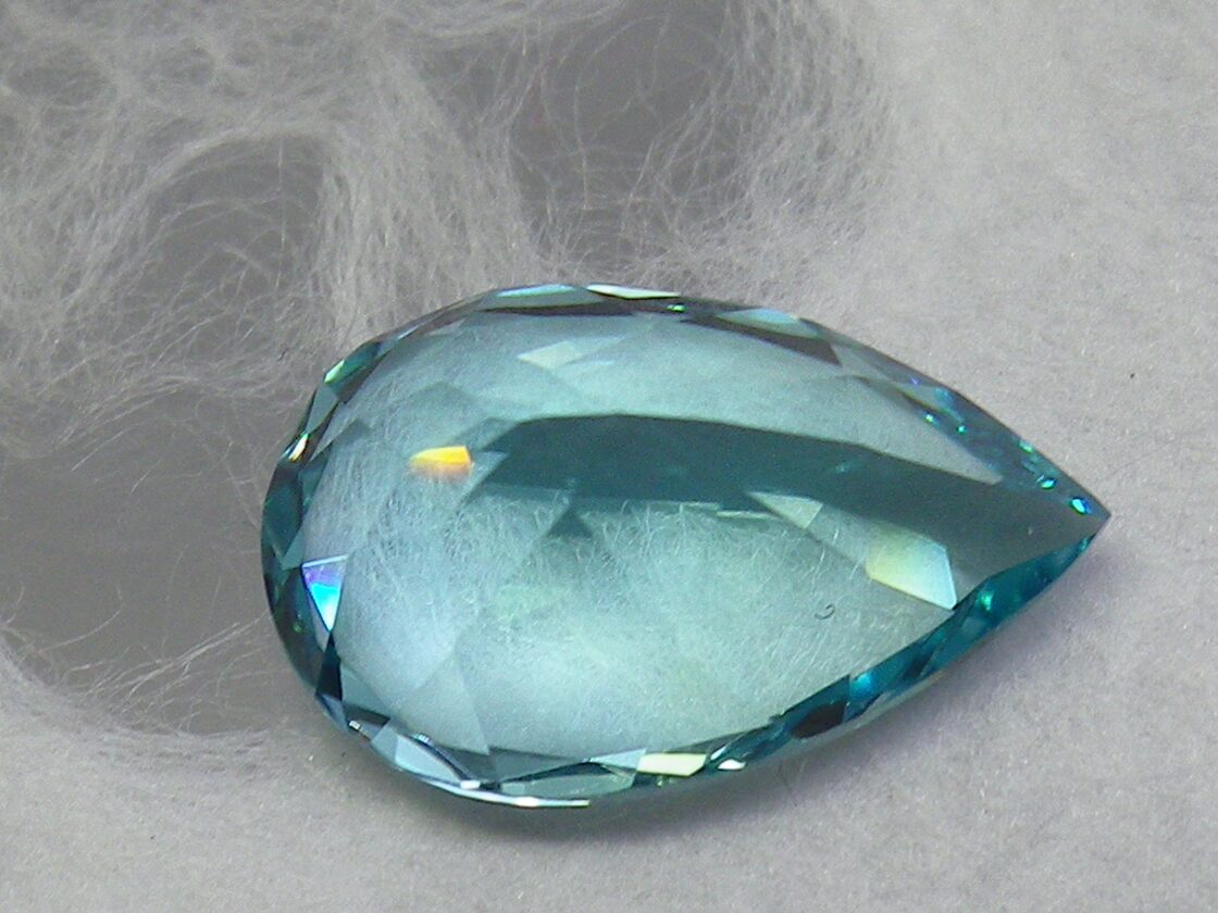シンセティック パライバトルマリン 2 . 1 5 ct タイ産 # 392 | PAY ID