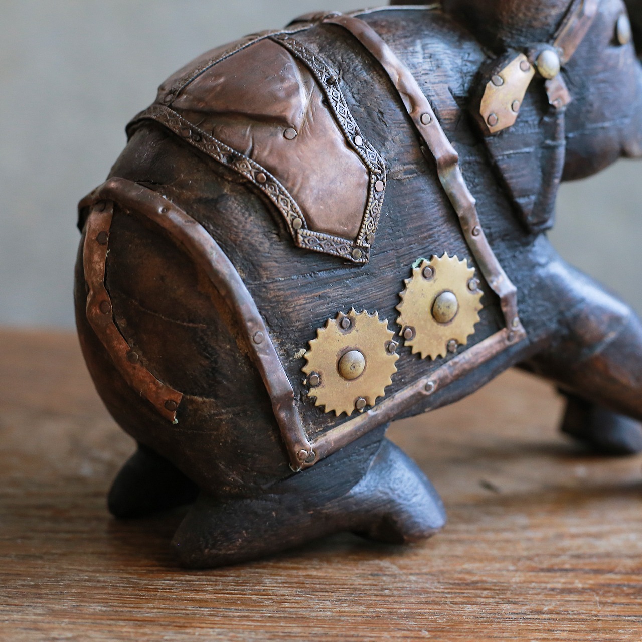 インドからやってきた、深い味わいのゾウ 3