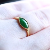 光にかざすと神秘的！ マーキス深緑翡翠 マーキス K10YGリング A貨翡翠 jd_rg1452