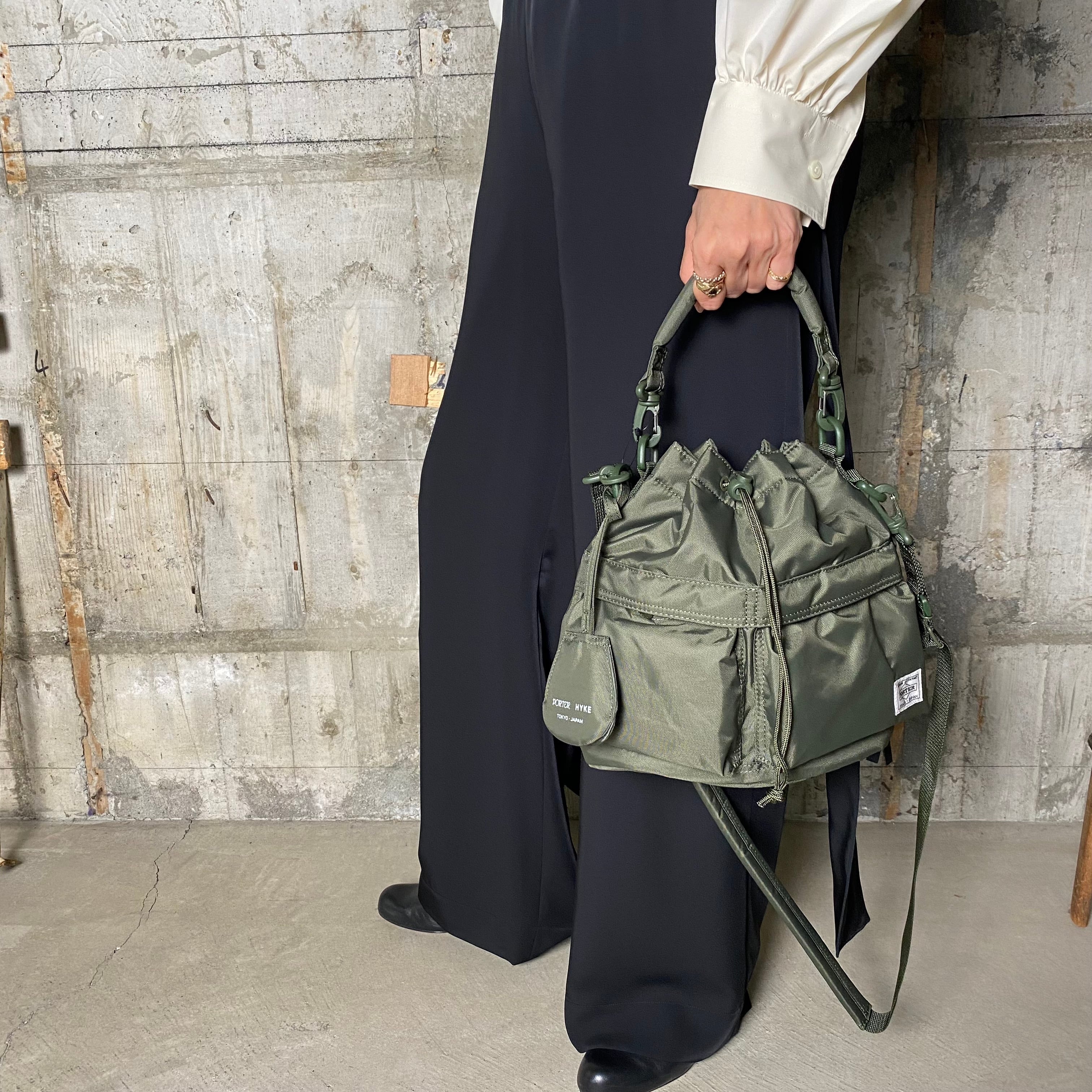 HYKE【ハイク】 2 WAY TOOL BAG ( SMALL SIZE ) No.19252 OLIVE DRAB. | glamour  online powered by BASE