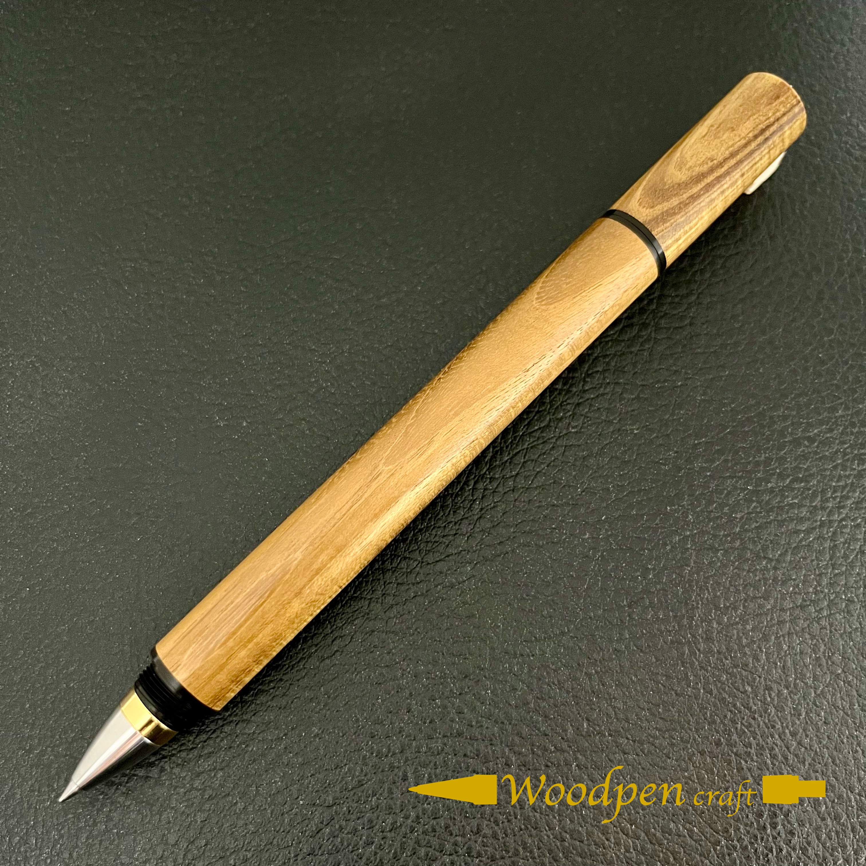 キャップ式ペン「妙（たえ）」 | 匠衆・朱椿粋