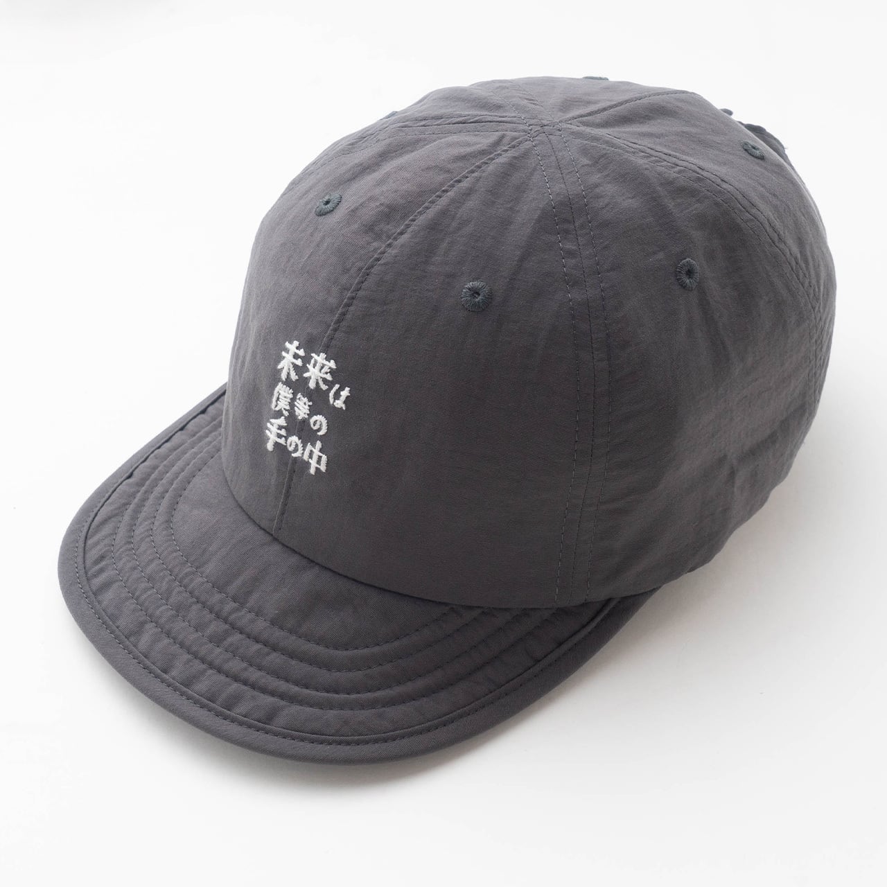 未来は僕らの手の中 ハンド刺繡キャップ | dueplus