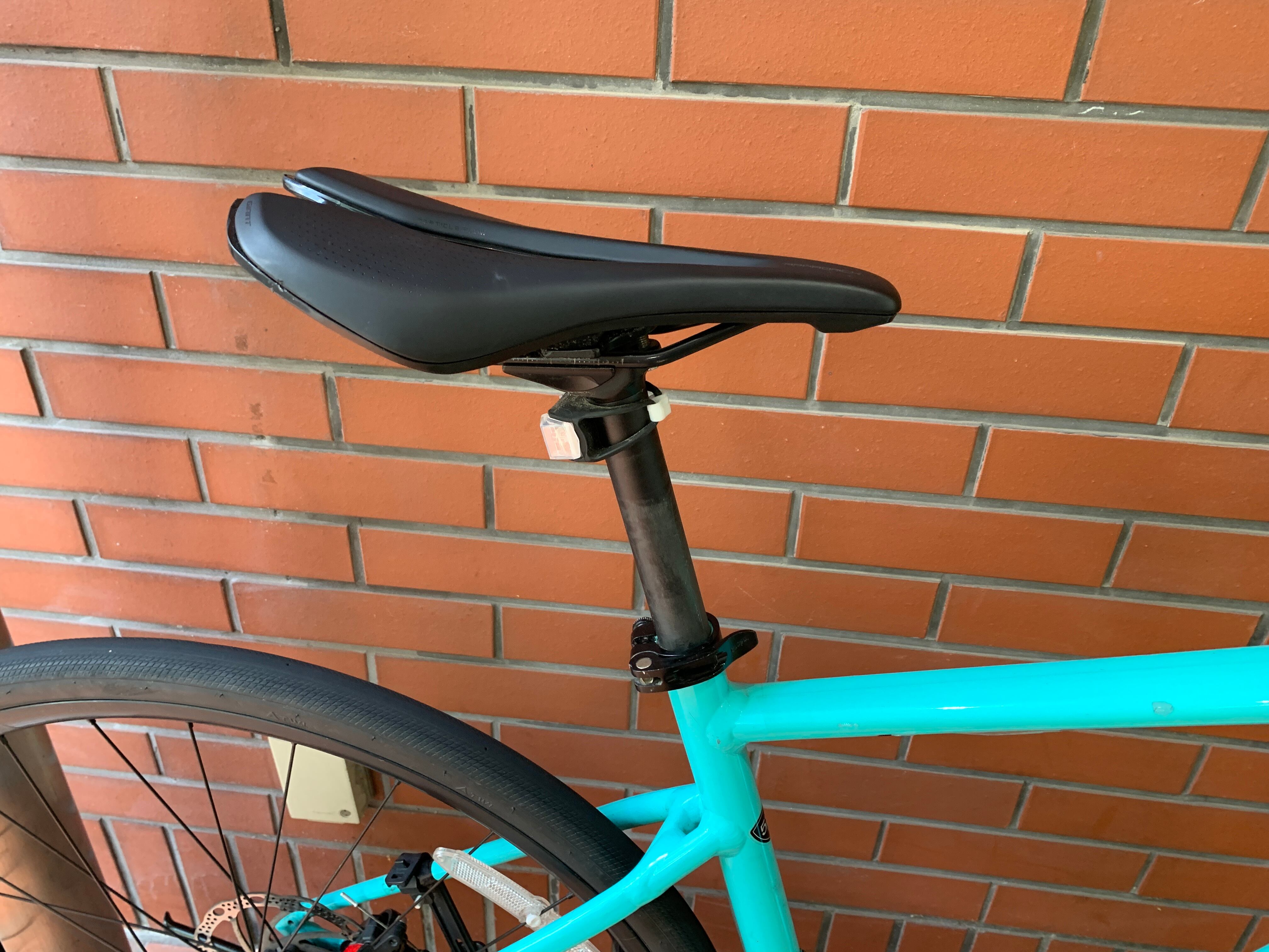 SPRx95) Specialized ALLEZ E5 DISC (Claris) / 万能ロードバイク 中古