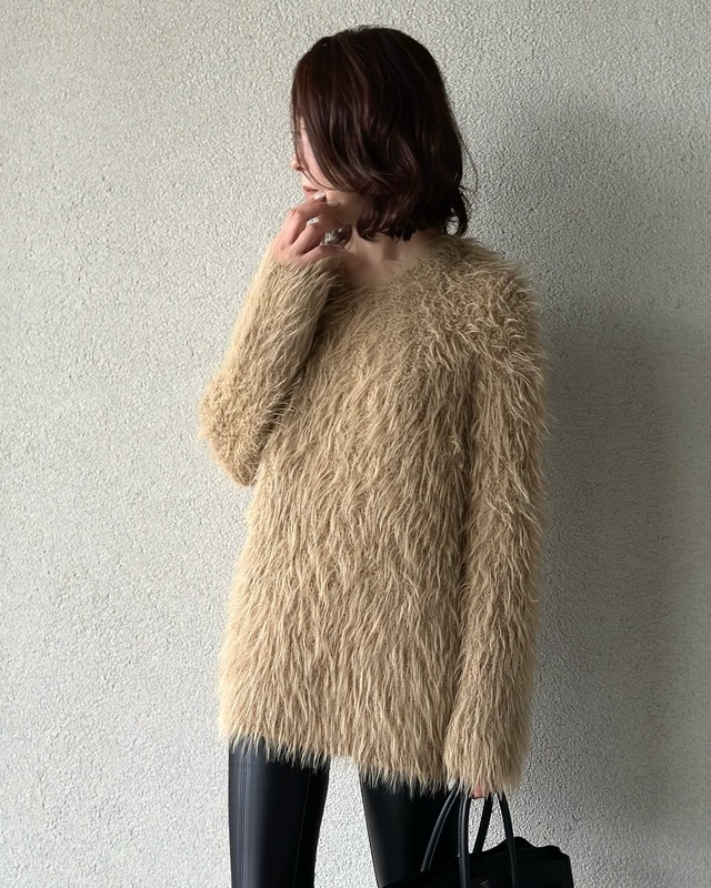 VEVIRED Vネックシャギーニットプルオーバー　K99530