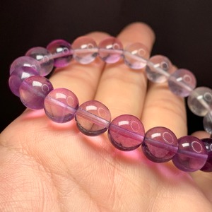A18.透明度有り♪パープルグラデーションフローライトブレスレット